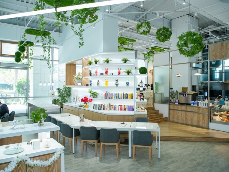 開設文青風的咖啡廳，讓銷售推薦變得像喝一杯咖啡一樣舒適、有溫度。